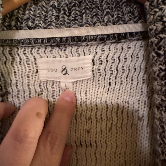 Women's Lou & Gray Knit Sweater - Picture 6 of 7